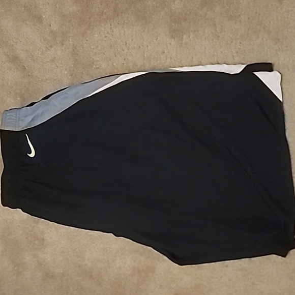 Nike Swim Trunks - Picture 2 of 4